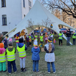 Lieldienas ieskandinātas